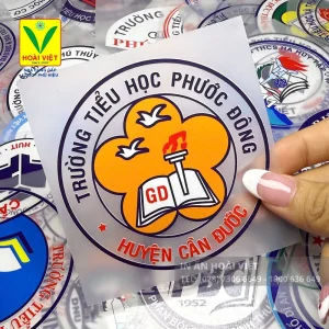 Logo trường học in pet chuyển nhiệt