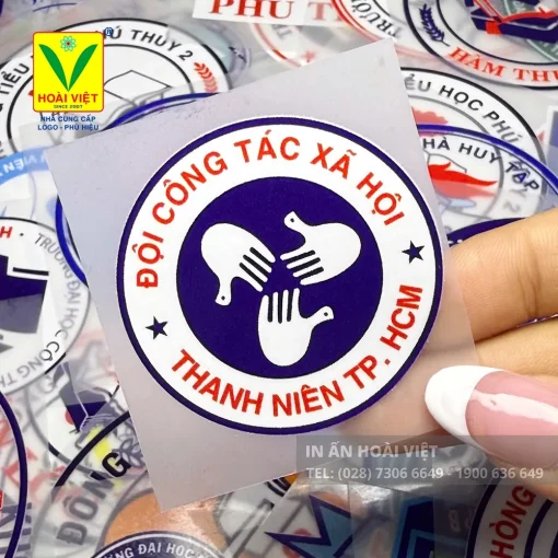 Logo trường học in pet chuyển nhiệt