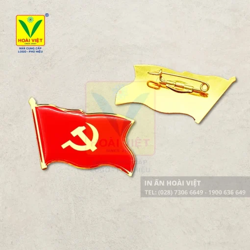 Huy Hiệu Đảng 14 Huy hiệu Đảng mạ vàng bóng sang trọng được đặt trong hộp nhung lễ trao tặng
