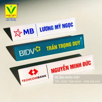 Thẻ tên inox 304 đeo áo thiết kế theo nhận diện thương hiệu công ty